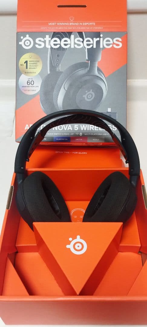 【美品】SteelSeries Arctis Nova 5 Wireless