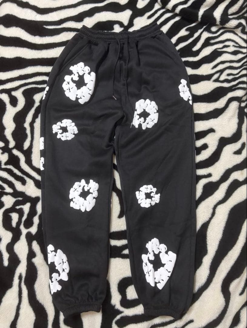 【国内入手困難】早い者勝ち‼️DENIM TEARS セットアップ 花柄プリント