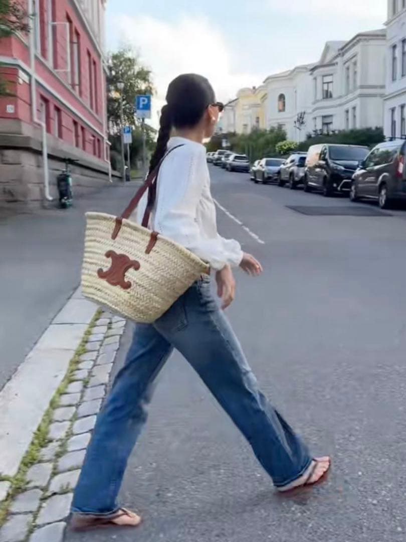 ももん(~˘▾˘)~　セリーヌ カゴバック トリオンフ クラシック パニエ