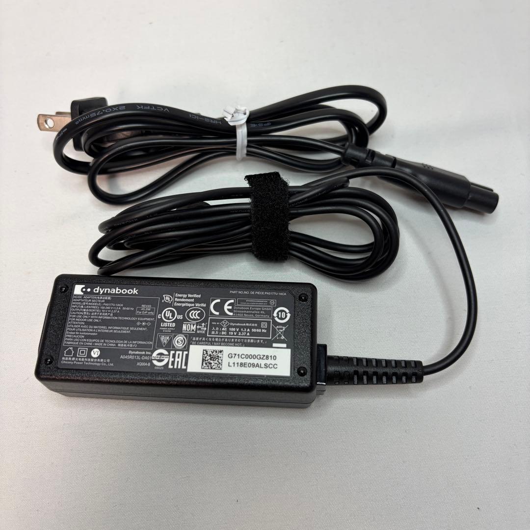 美品 dynabook S73 第11世代 i5 8GB 13.3型 フルHD