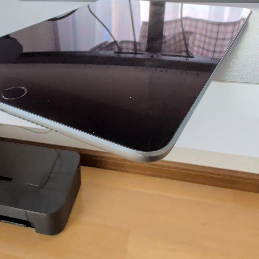 iPad mini (第５世代) 64㎇ スペースグレー Wi-Fi