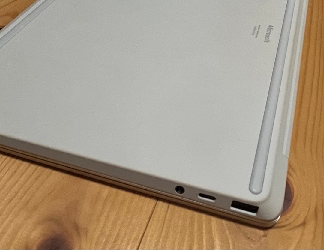 Windowsノート本体 Microsoft Surface Laptop Go i5 8GB 256GB