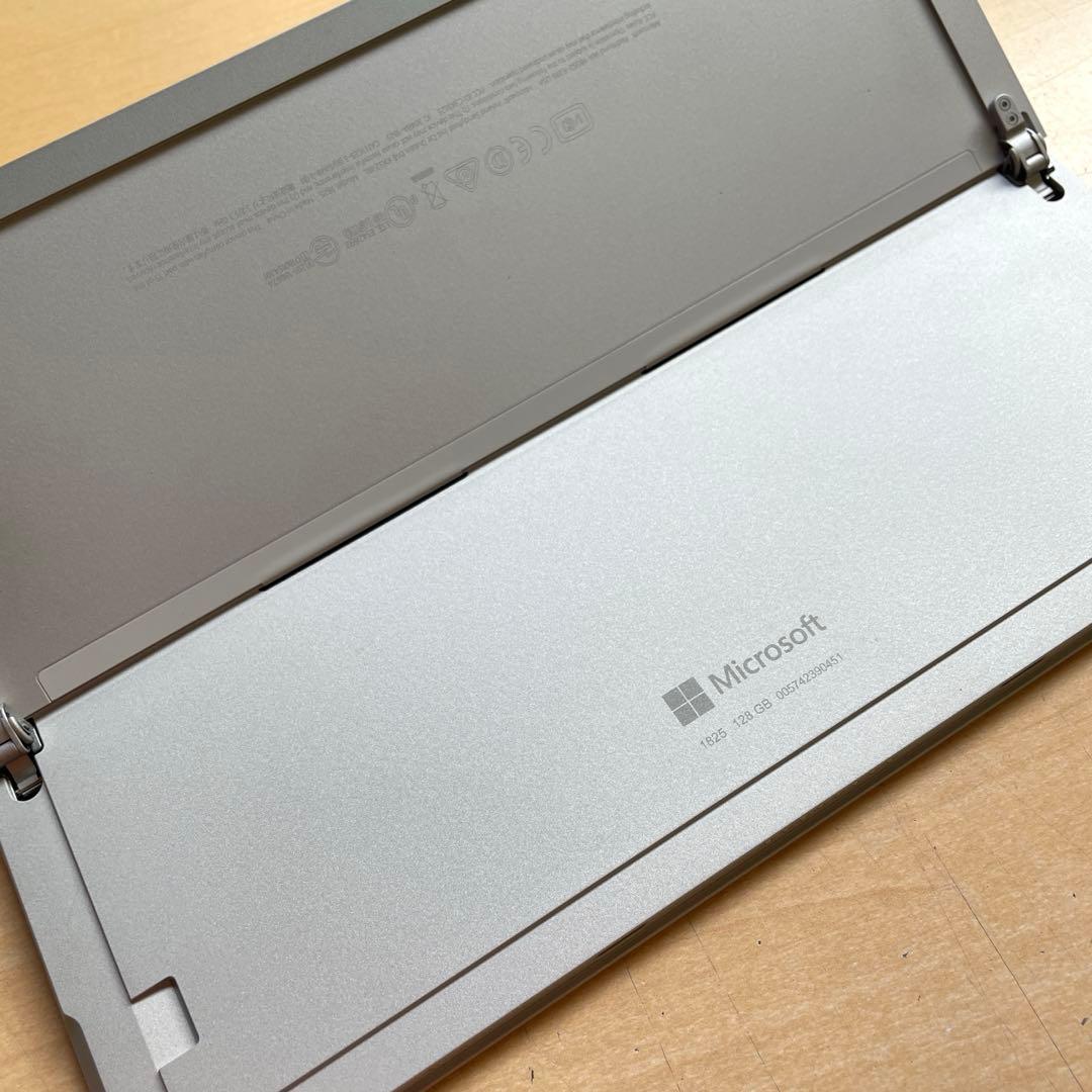 Microsoft Surface Go 128GB Model1825 超美品