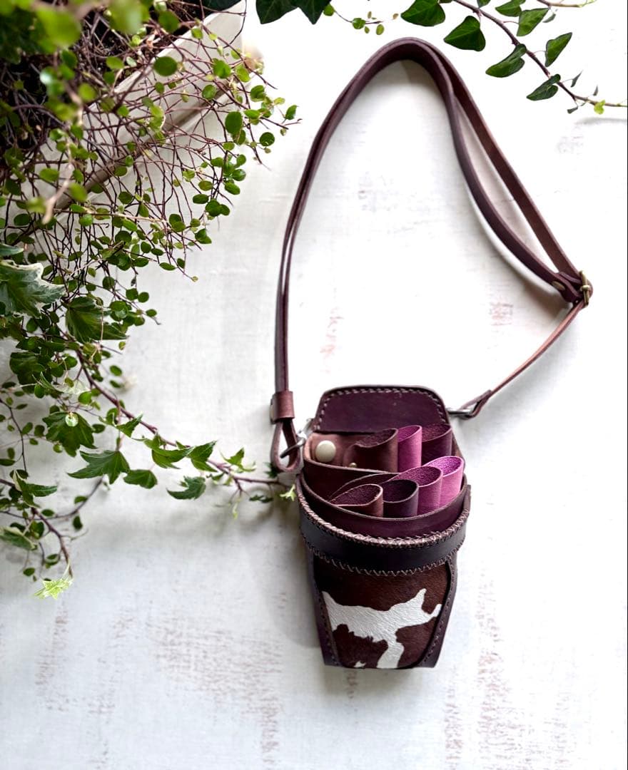 手染めブラウン、ハラコカウのシザーケース