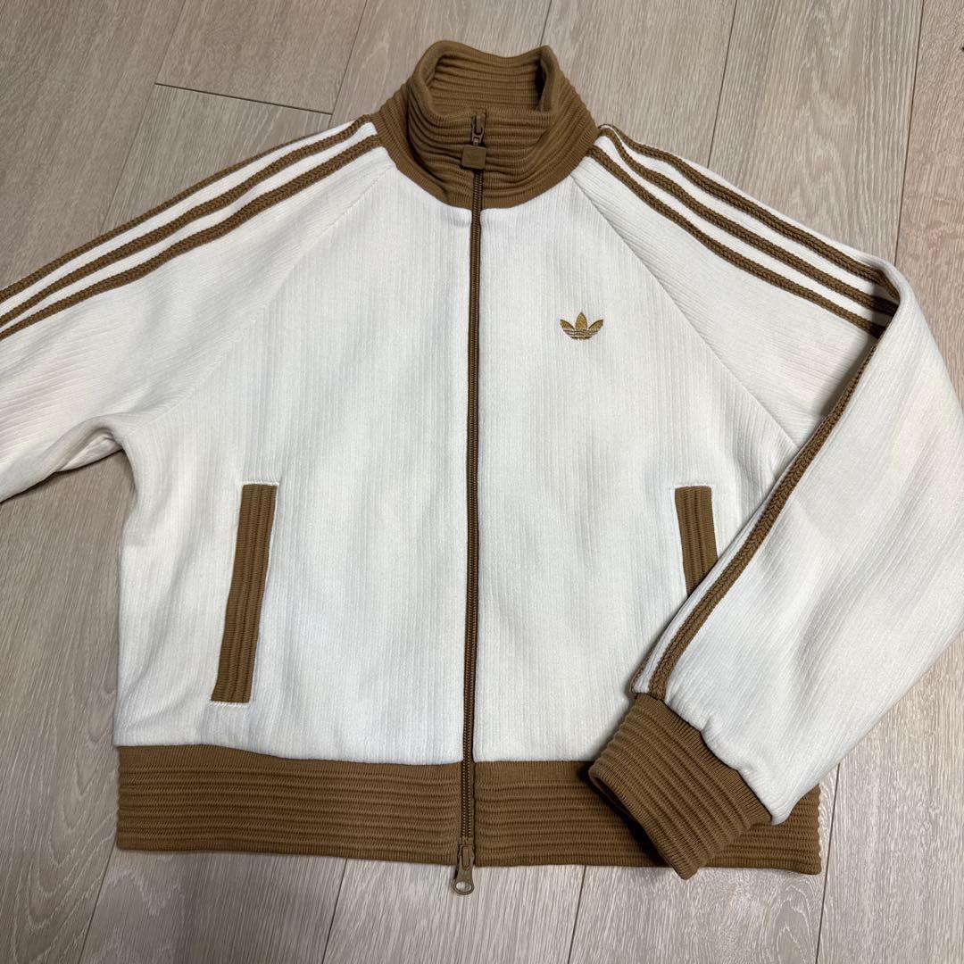 【未使用】25fw 新作adidas ベロアニットトラックトップ　M