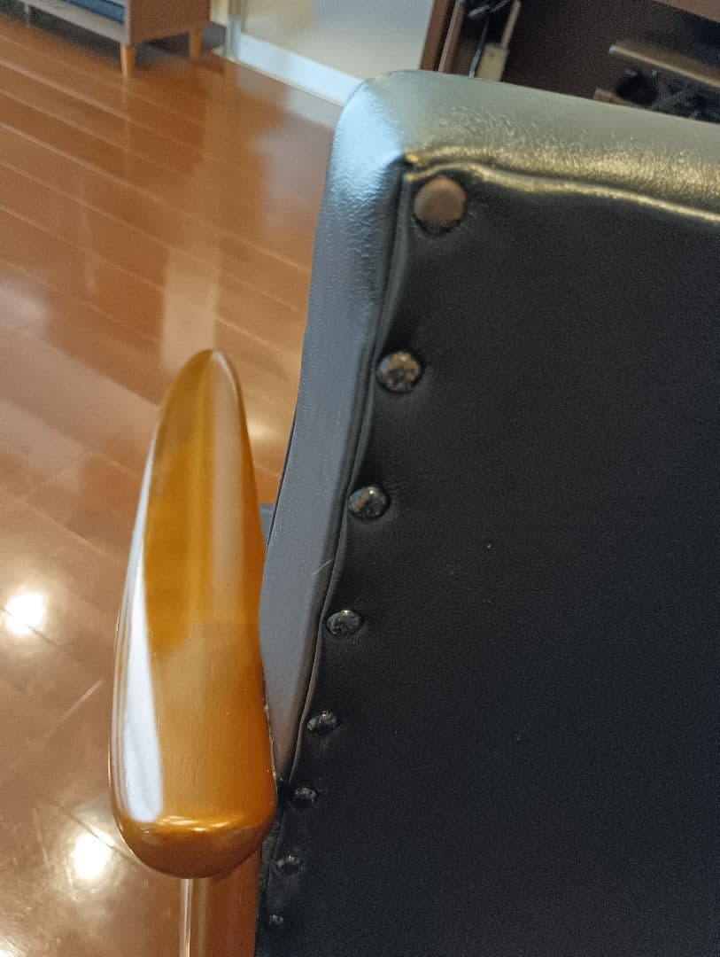 【送料込】カリモク　チェア 1人掛け　ブラック