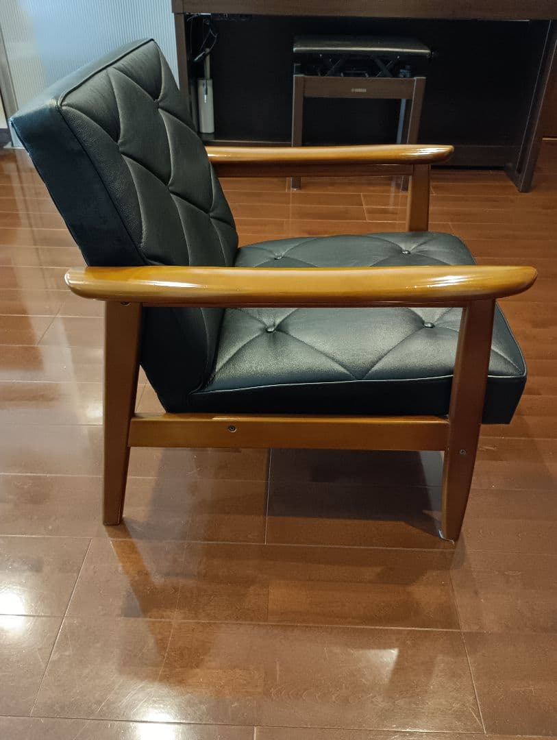 【送料込】カリモク　チェア 1人掛け　ブラック