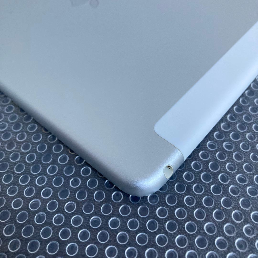 3991【早い者勝ち】極美品新品級☆iPad mini4 32GB SIMフリー