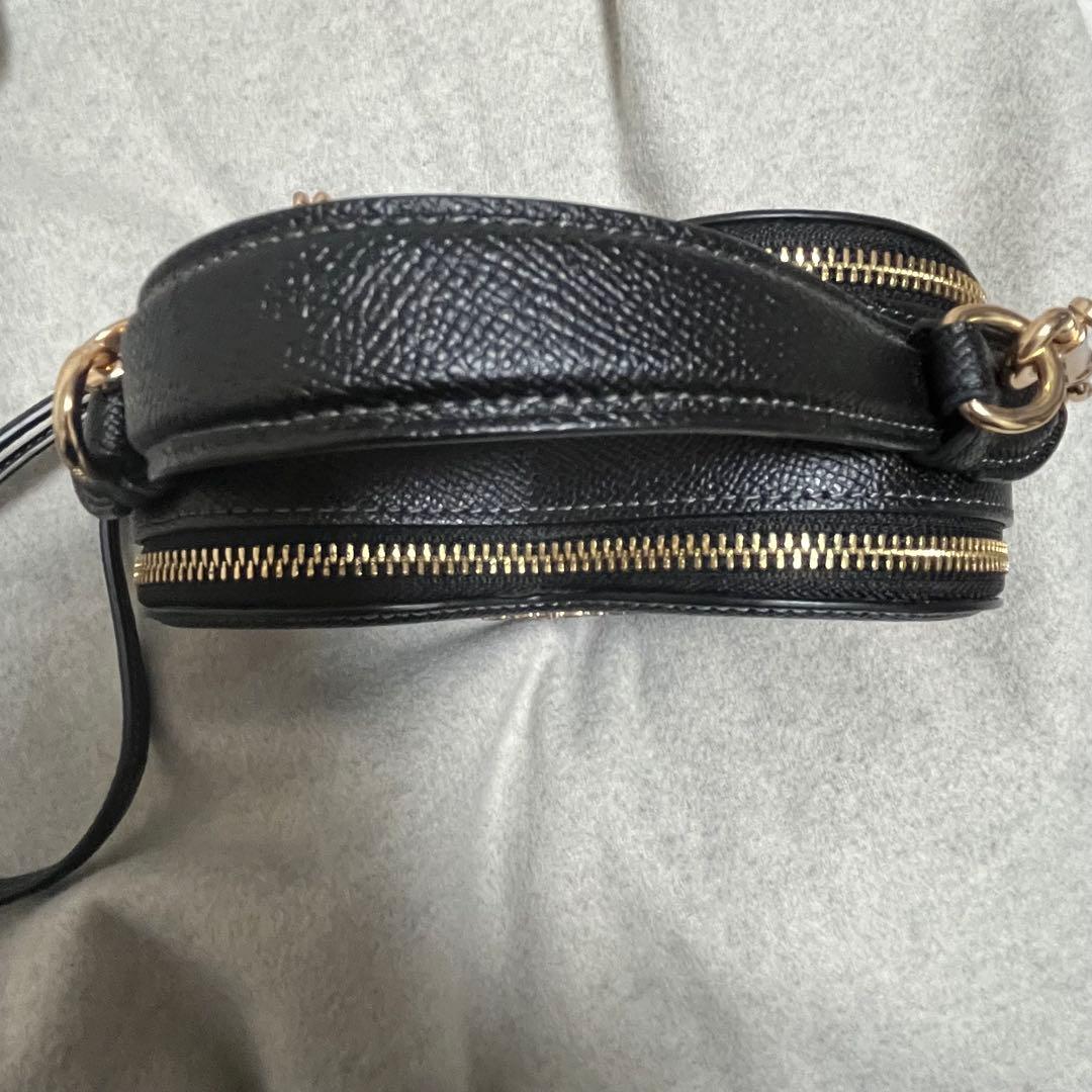 COACH ハートクロスボディバッグ