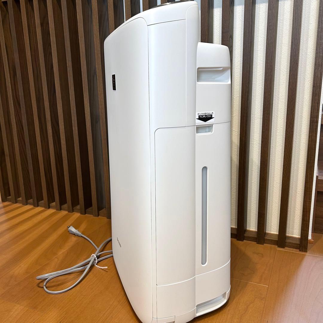 美品⭐️　2023年製　加湿機能未使用　SHARP　空気清浄機　KI-RS50