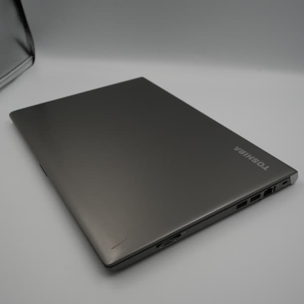 フルHD 美品★ 13 東芝 i7-5 16GB SSD256GB office