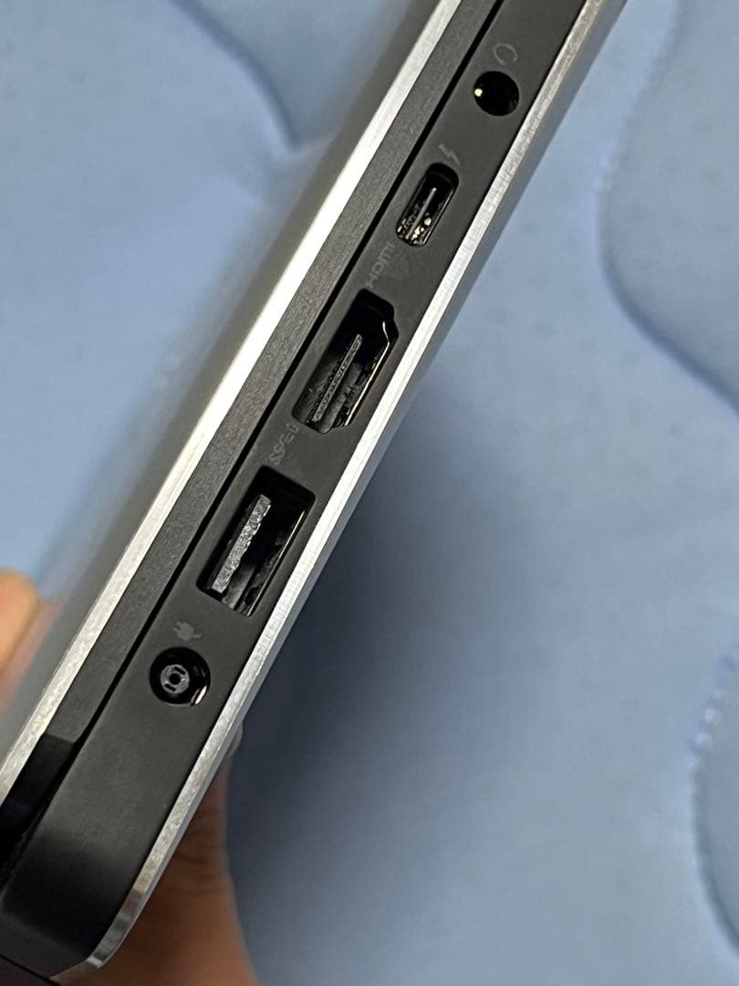 DELL XPS15 7590 タッチパネル