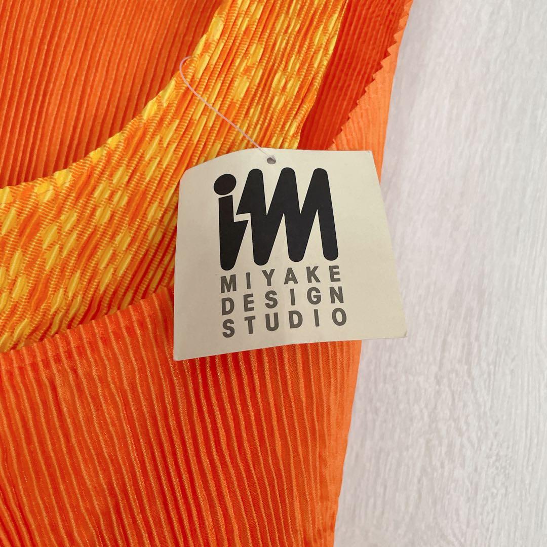 【新品】　イッセイミヤケ　プリーツ　エプロン　オレンジ　2way