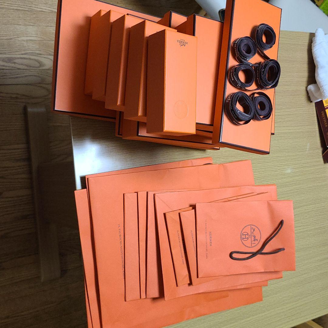 エルメス紙袋11枚　大、中、小箱11箱リボン6本