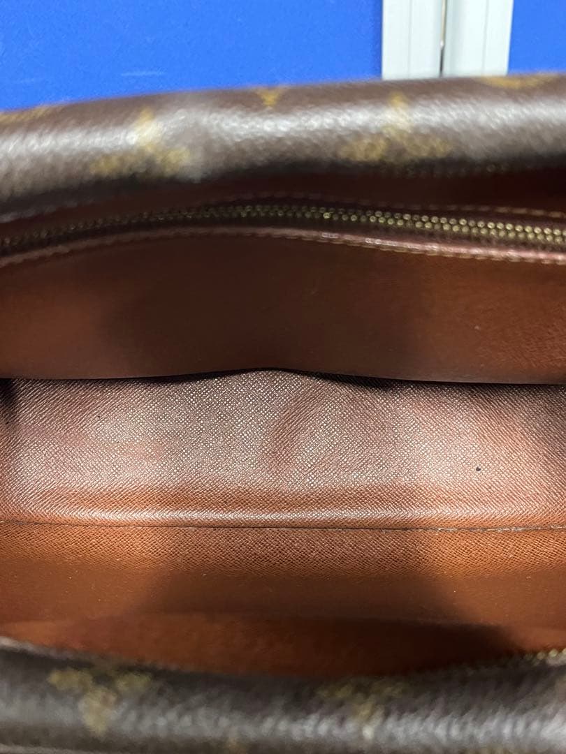 LOUIS VUITTON ルイヴィトン　ショルダーバッグ モノグラム 廃盤