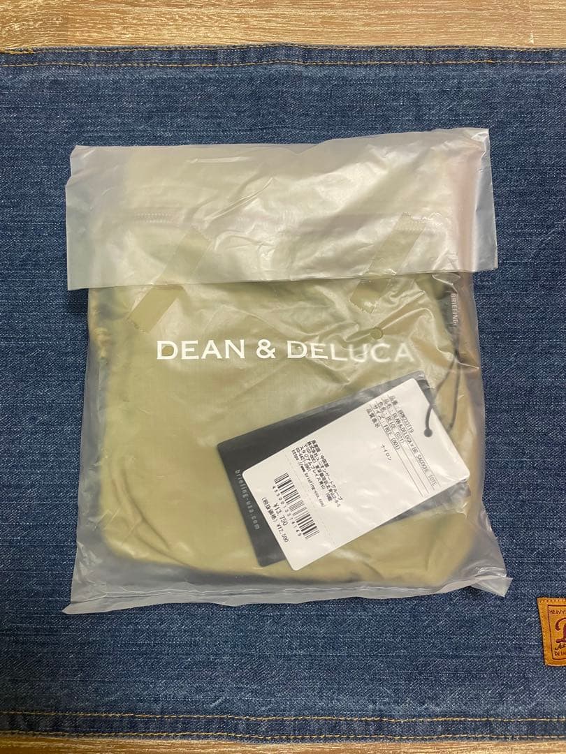 DEAN & DELUCA BRIEFING 限定コラボサコッシュ
