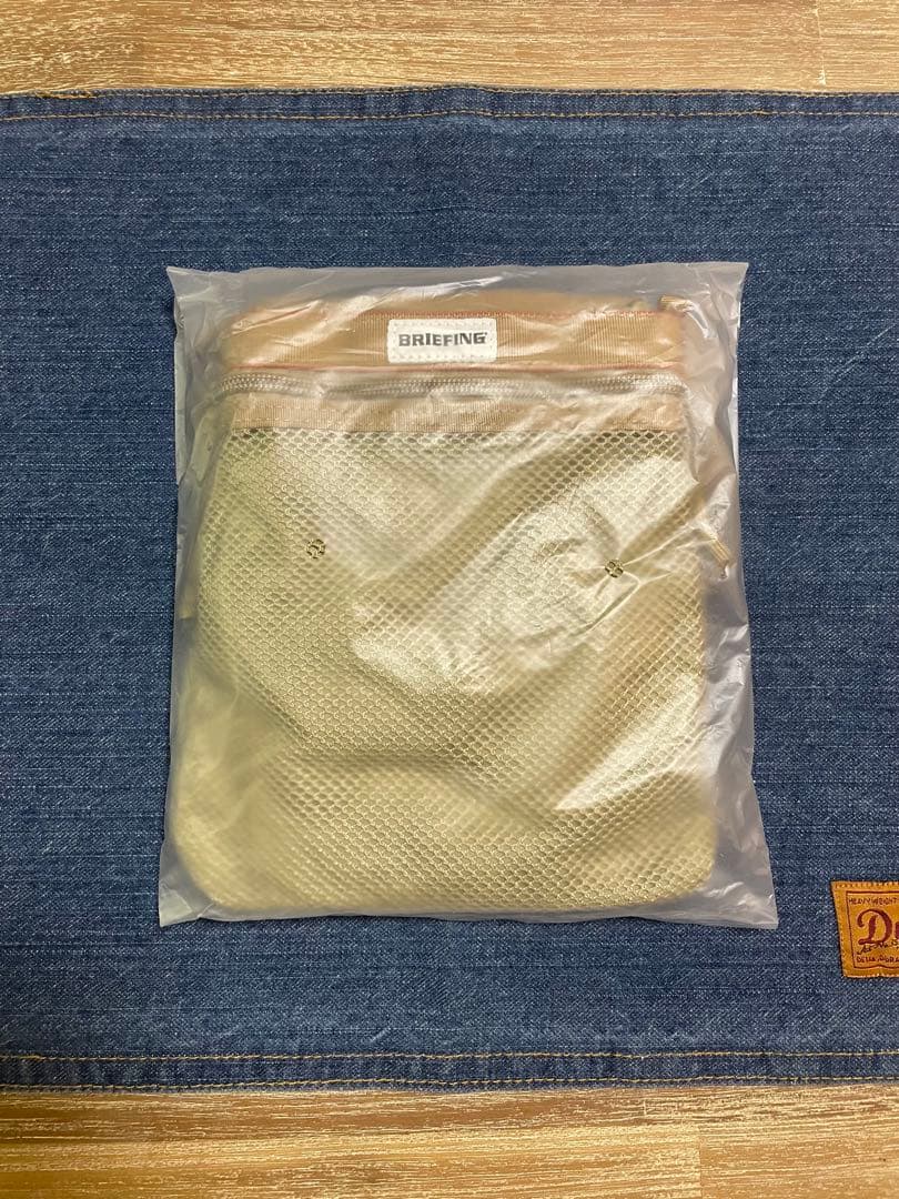 DEAN & DELUCA BRIEFING 限定コラボサコッシュ