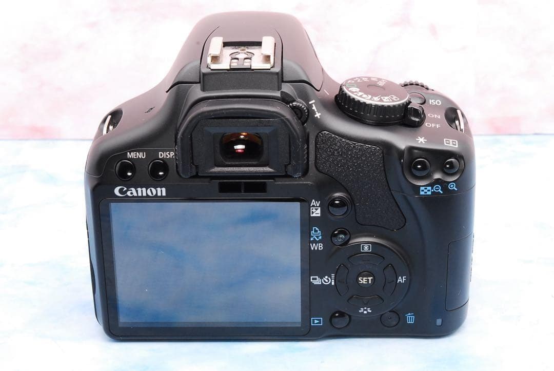 キャノン Kiss X2✨S数少✨一眼レフカメラ✨超望遠レンズ✨バッグ付♪