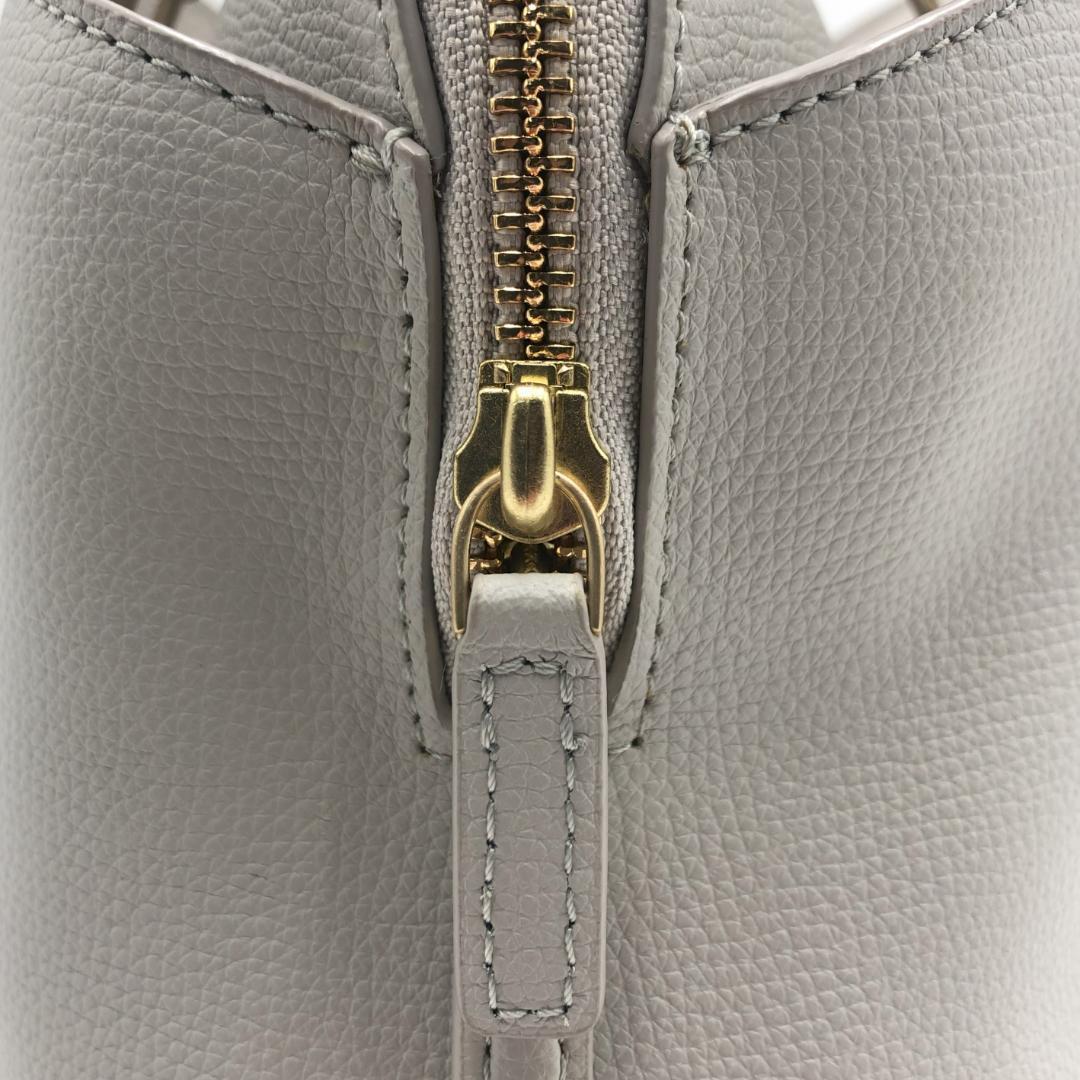 美品　agnes b. アニエスベーグレー レザー　ショルダーバッグ　2WAY