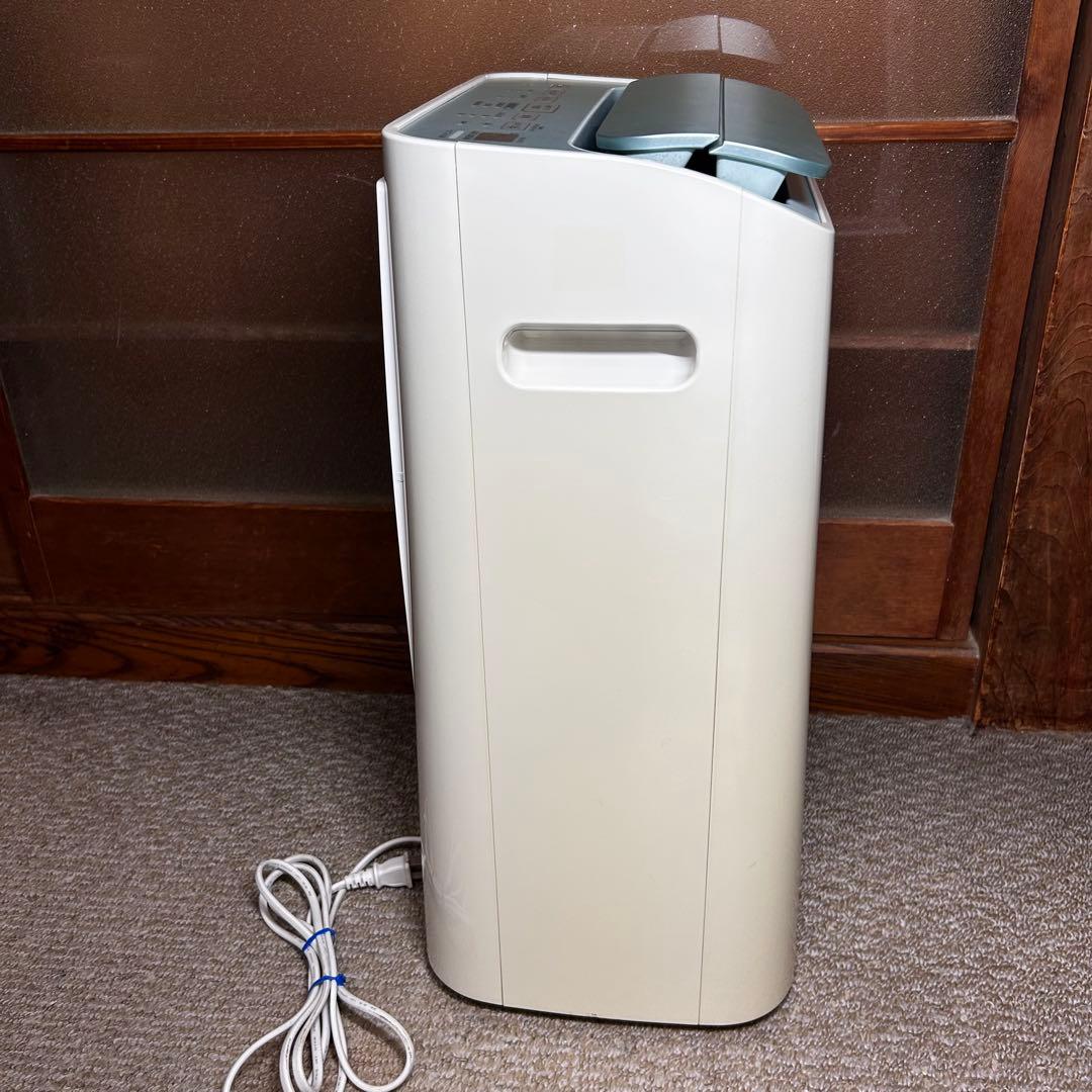 SHARP CV-DF100-W 空気清浄除湿機　除湿機　衣類乾燥