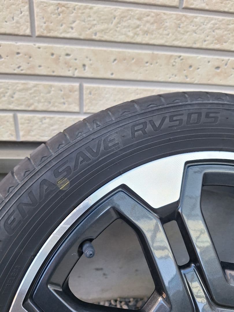 ダイハツウェイク　純正15インチアルミホイール４本