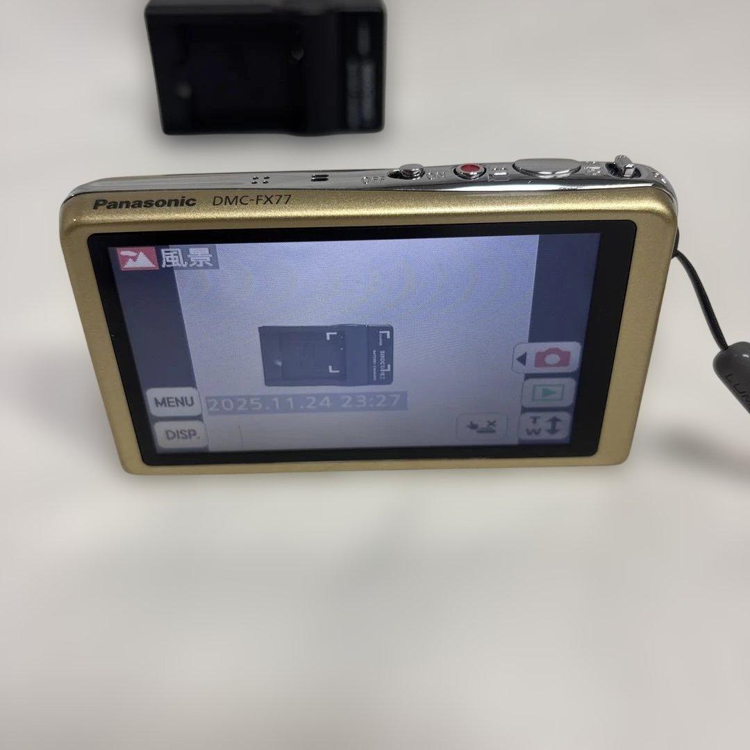 美品 Panasonic LUMIX DMC-FX77 デジタルカメラ　ゴールド