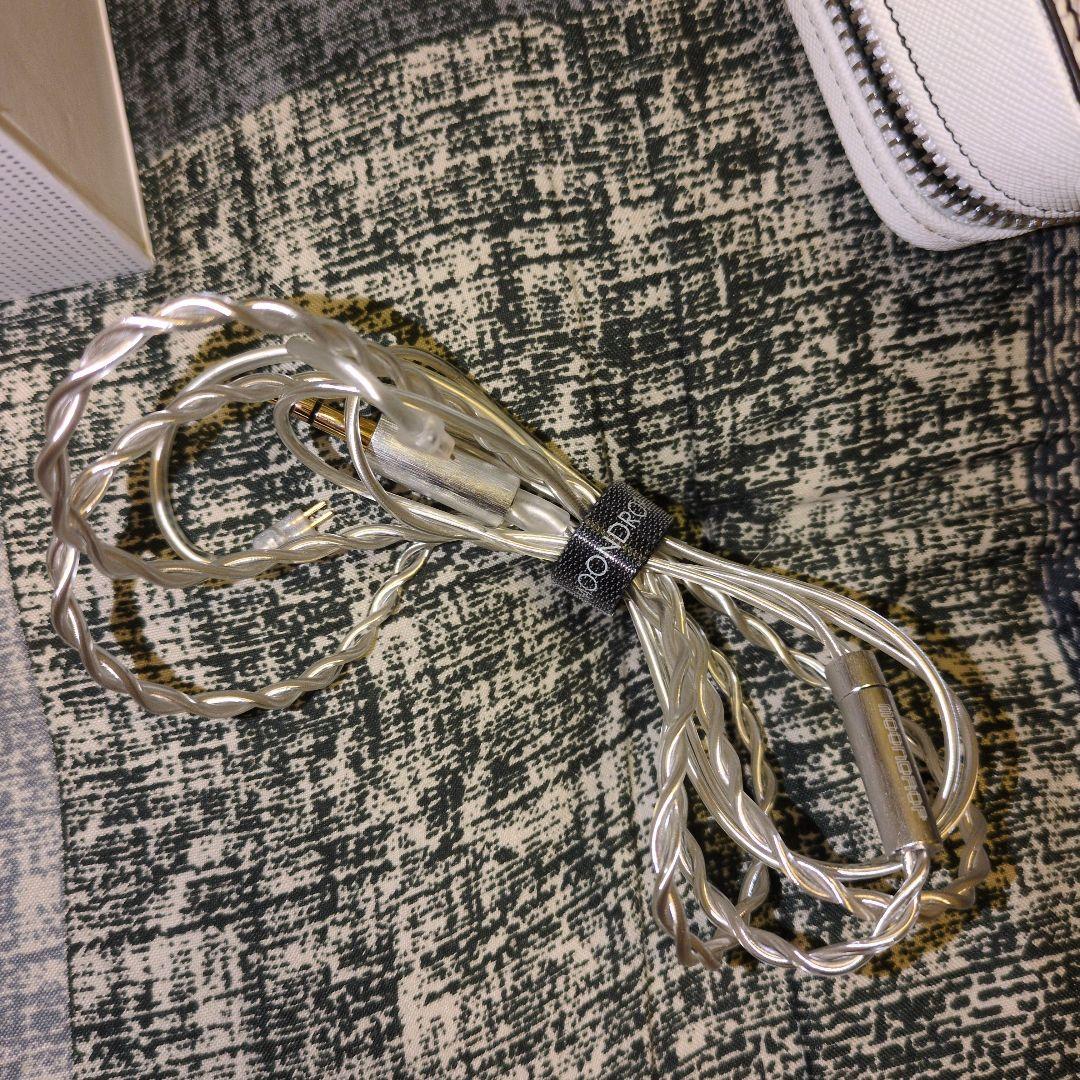 Moondrop Blessing 3 ハイブリッドイヤフォン