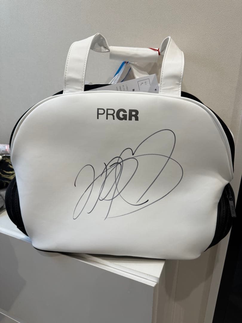 PRGRゴルフバッグ　山下美夢有プロ直筆サイン付 新品未使用　タグ付き