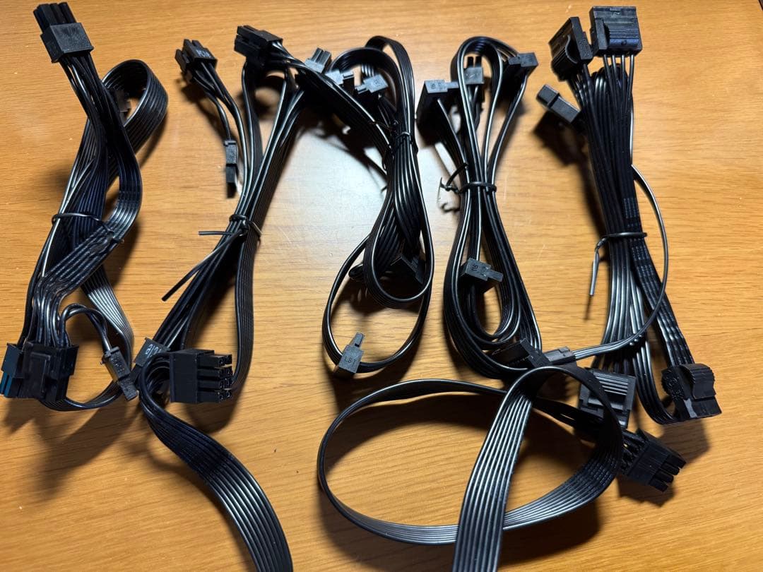 thermaltake TOUGHPOWER GF 850W PC電源