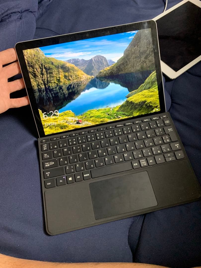 Windowsタブレット本体 タッチスクリーン付き iPadをおまけでお付け