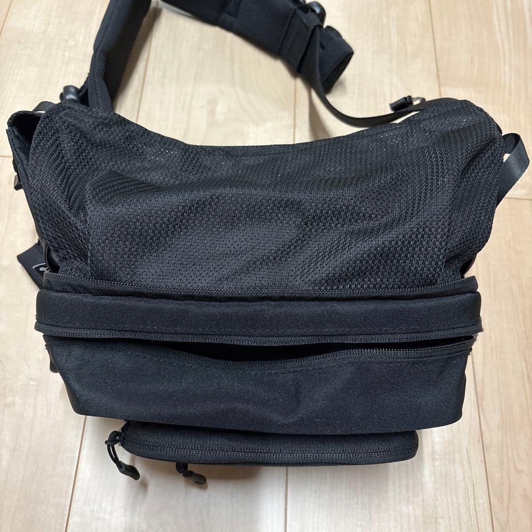 pomulu ポムル ヒップシートブラック