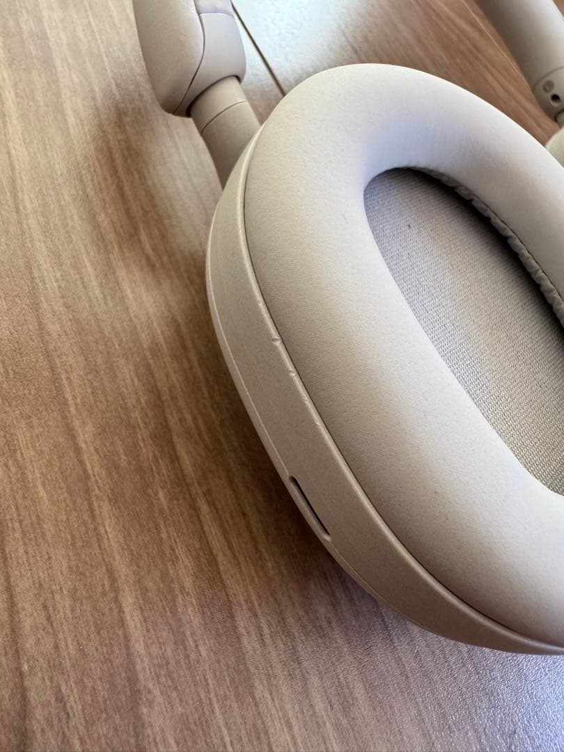 【美品】SONY WH-1000XM5ワイヤレスヘッドホン