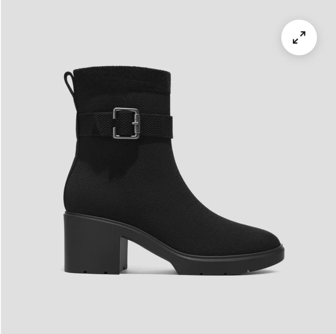 【お値下げ中！】VIVAIA スクエアトゥ 撥水加工 ヒールブーツ 35.5