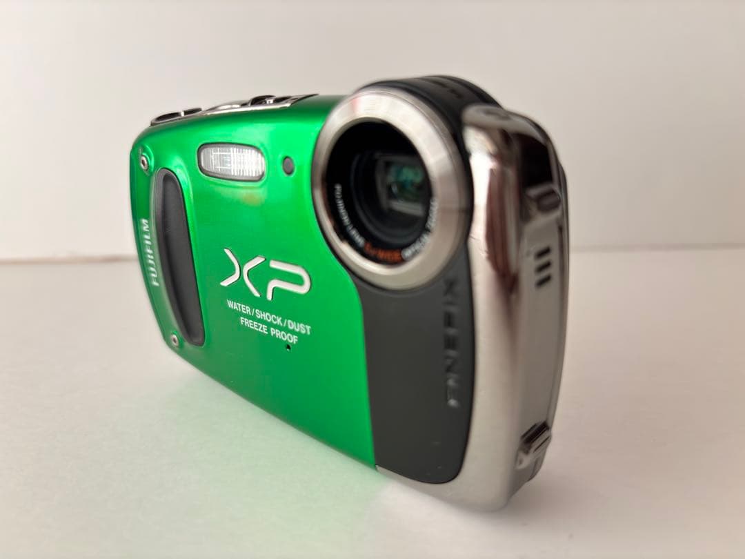 防水デジタルカメラ　FINEPIX XP50