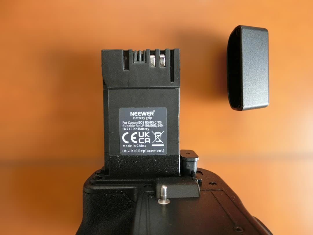 NEEWER バッテリーグリップ BG-R10互換