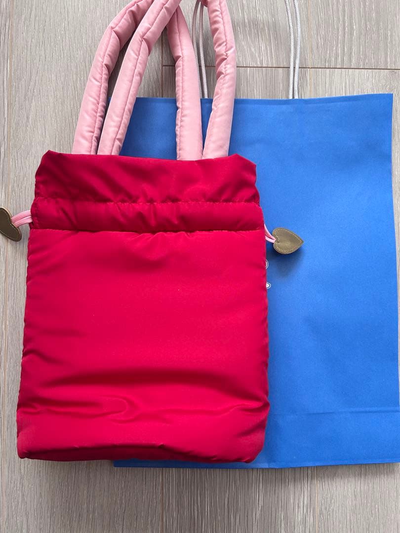 新品未使用 ファミリア巾着バッグ バレンタイン 完売カラー