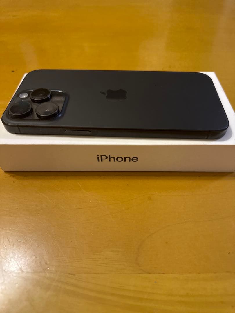 iPhone15 Pro Max 256GB ブラックチタニウム SIMフリー