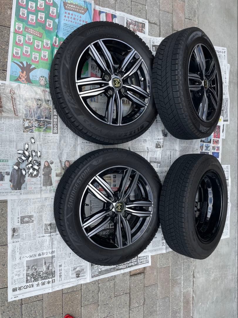 ブリヂストン スタッドレスタイヤ 16インチ