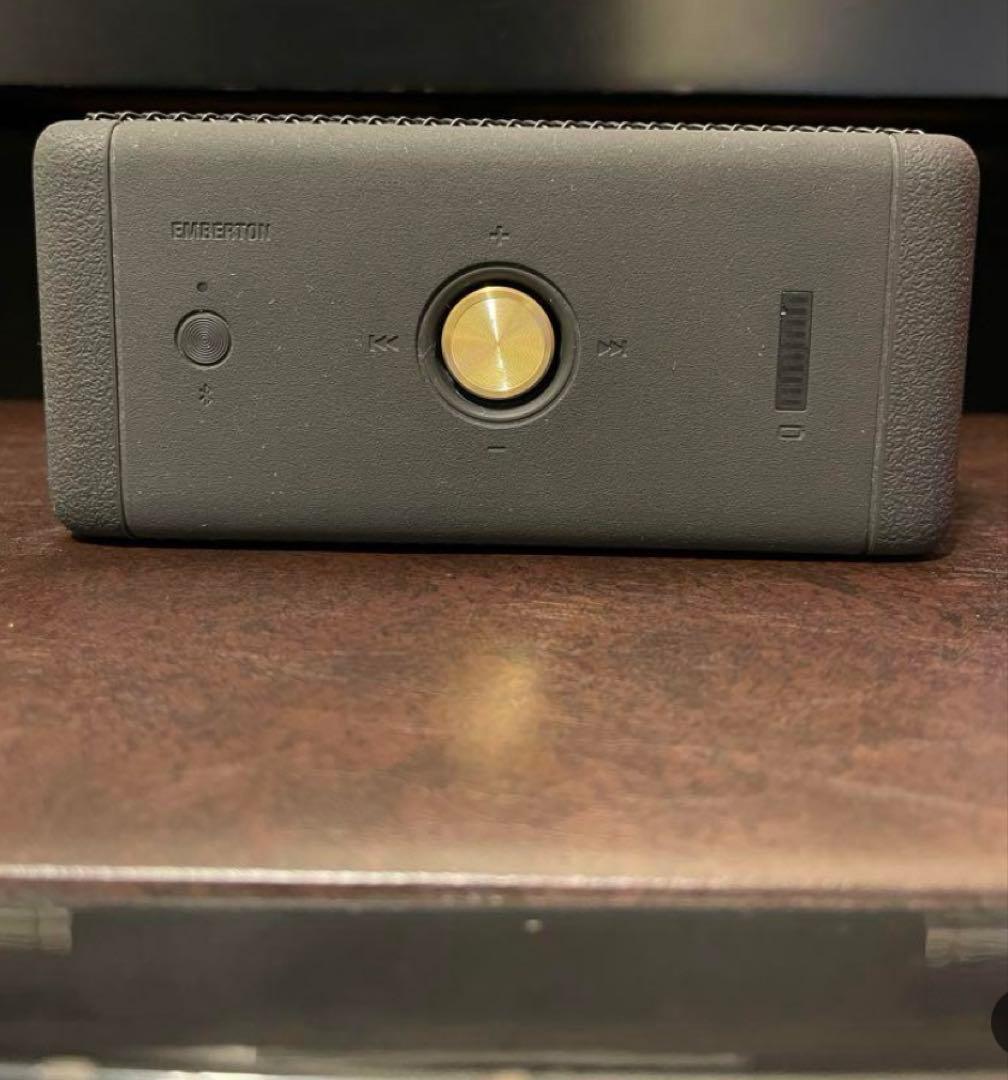 Marshall ポータブル防水スピーカー Emberton ブラック&ブラス