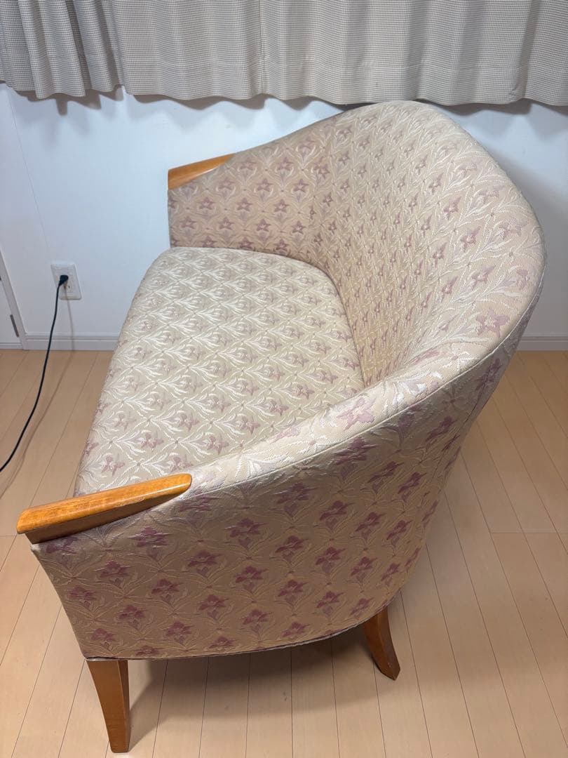 クラシック　花柄　2人掛けソファ