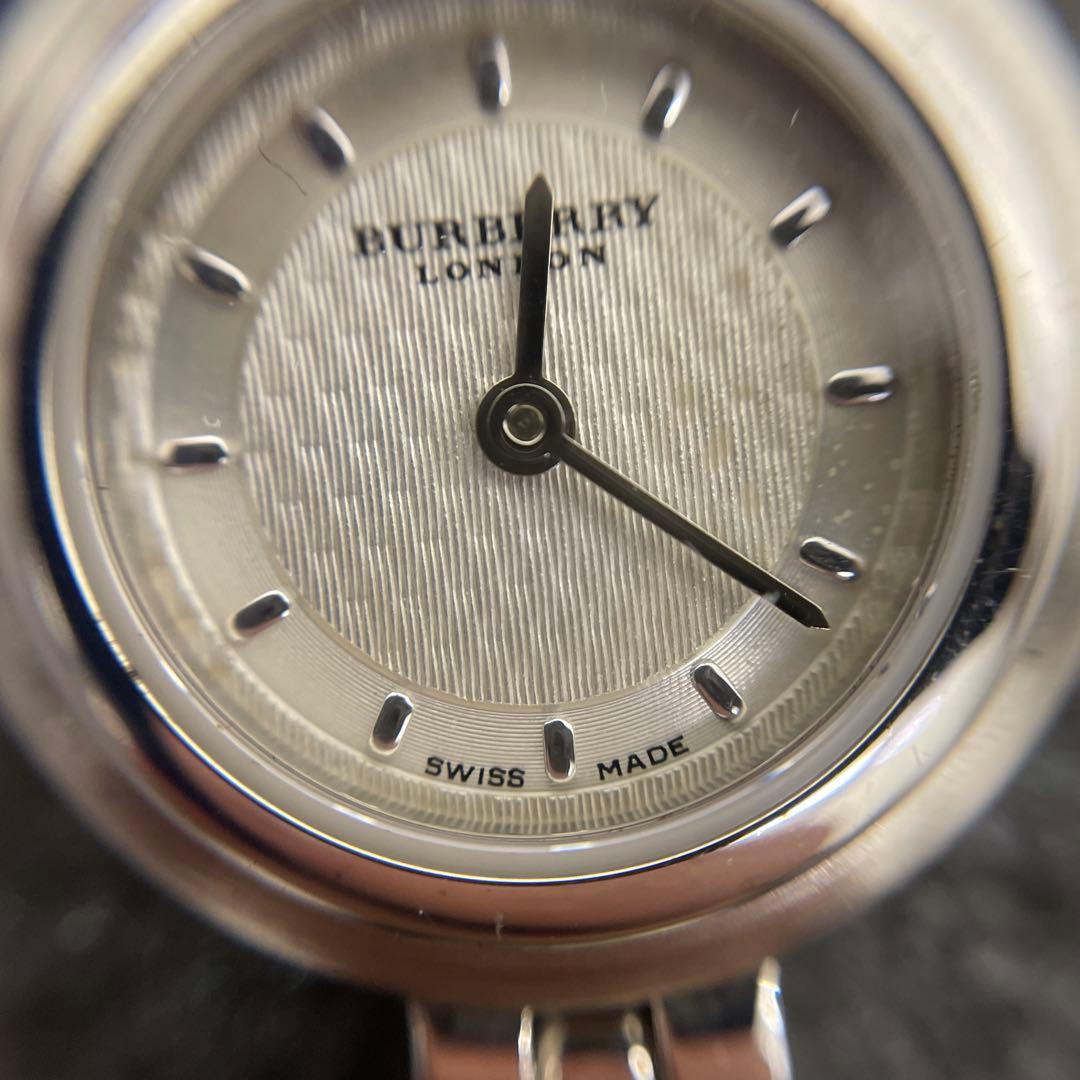 d*3様 BURBERRY ウォッチ レディース腕時計 可動品　11100