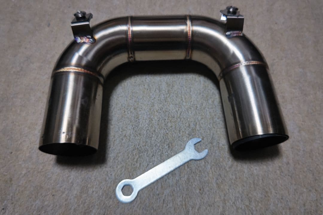 年末お値引き‼️ドゥカティ パニガーレ ストリートファイターV2 マフラー