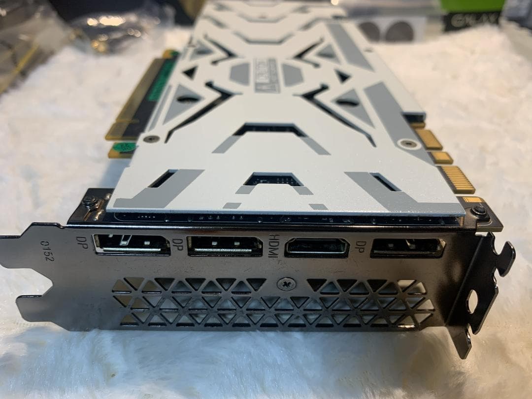 グラフィックボード・グラボ・ビデオカード GALAX GTX 1080 Ti EXOC White 11GB