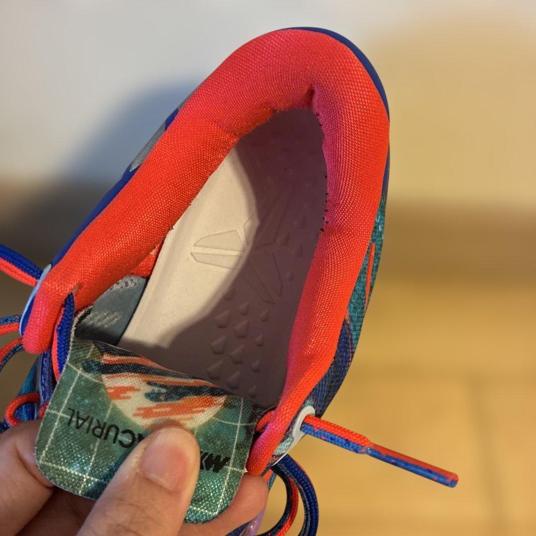 美品！コービー8 バッシュ　25.5センチ