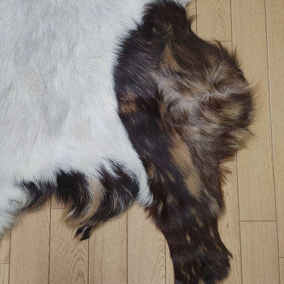 カウヘアー　カウラグ 天然牛革 新品 インテリア