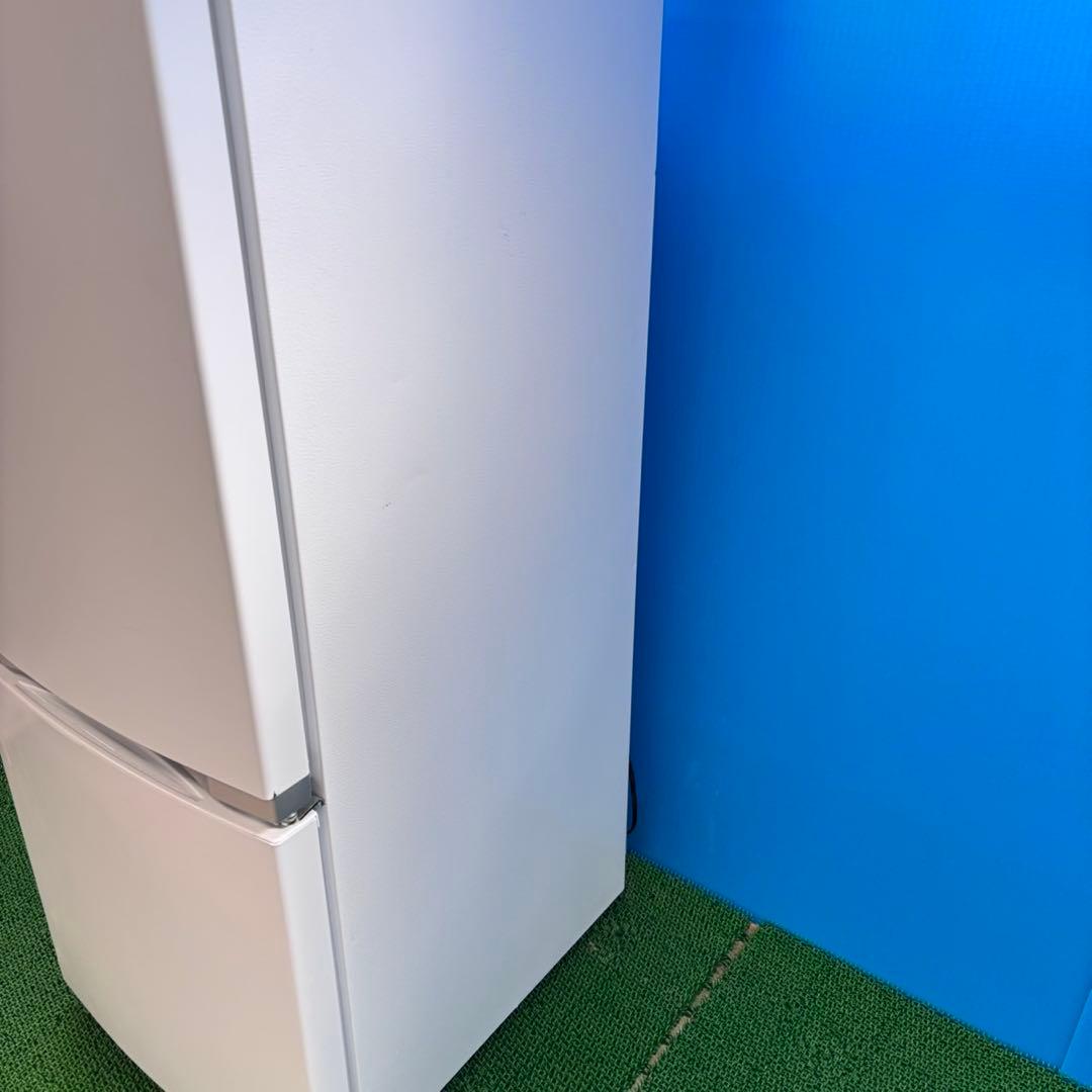 730 東芝　ホワイト　冷蔵庫　153L 100L強　右開き　2ドア　格安　美品