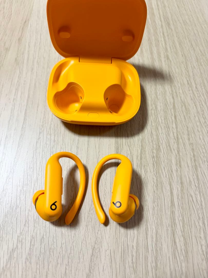 【中古美品】Beats Powerbeats Pro 2 オレンジ ビーツ