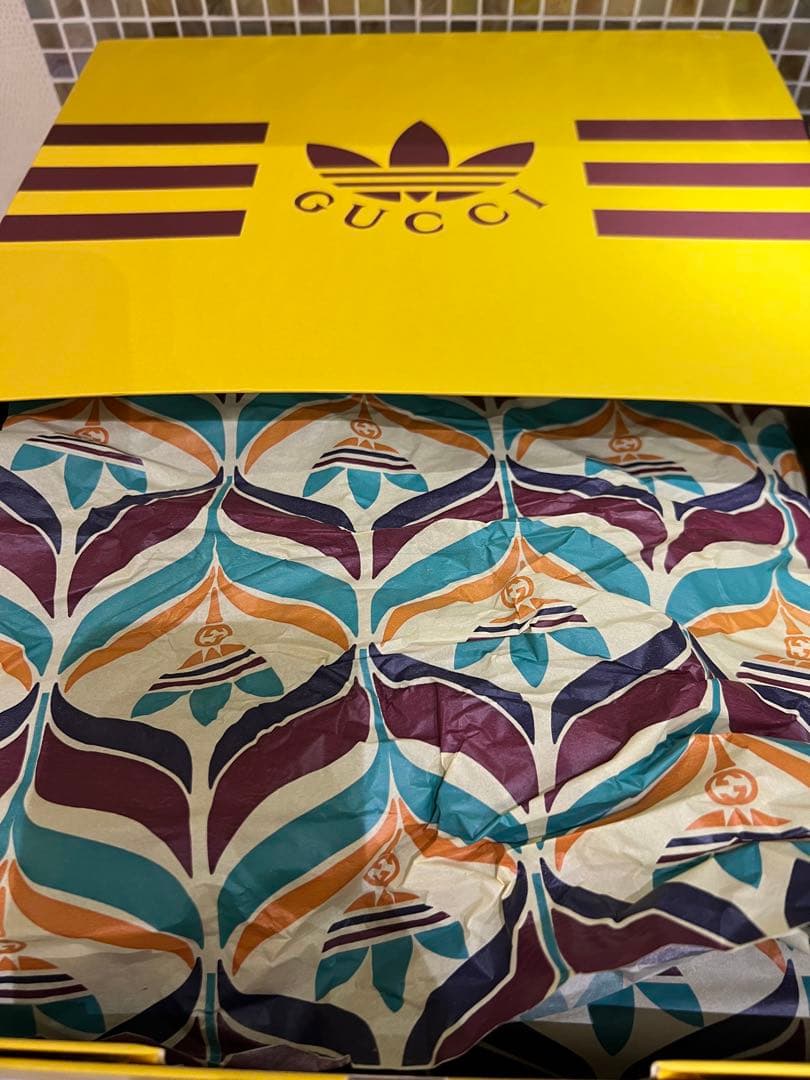 GUCCI グッチ　adidasコラボ　帽子　ハット M58センチ　箱バッチ付き