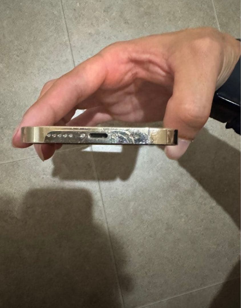 Apple iPhone 12 Pro ゴールド本体 256GB おまけ あり！