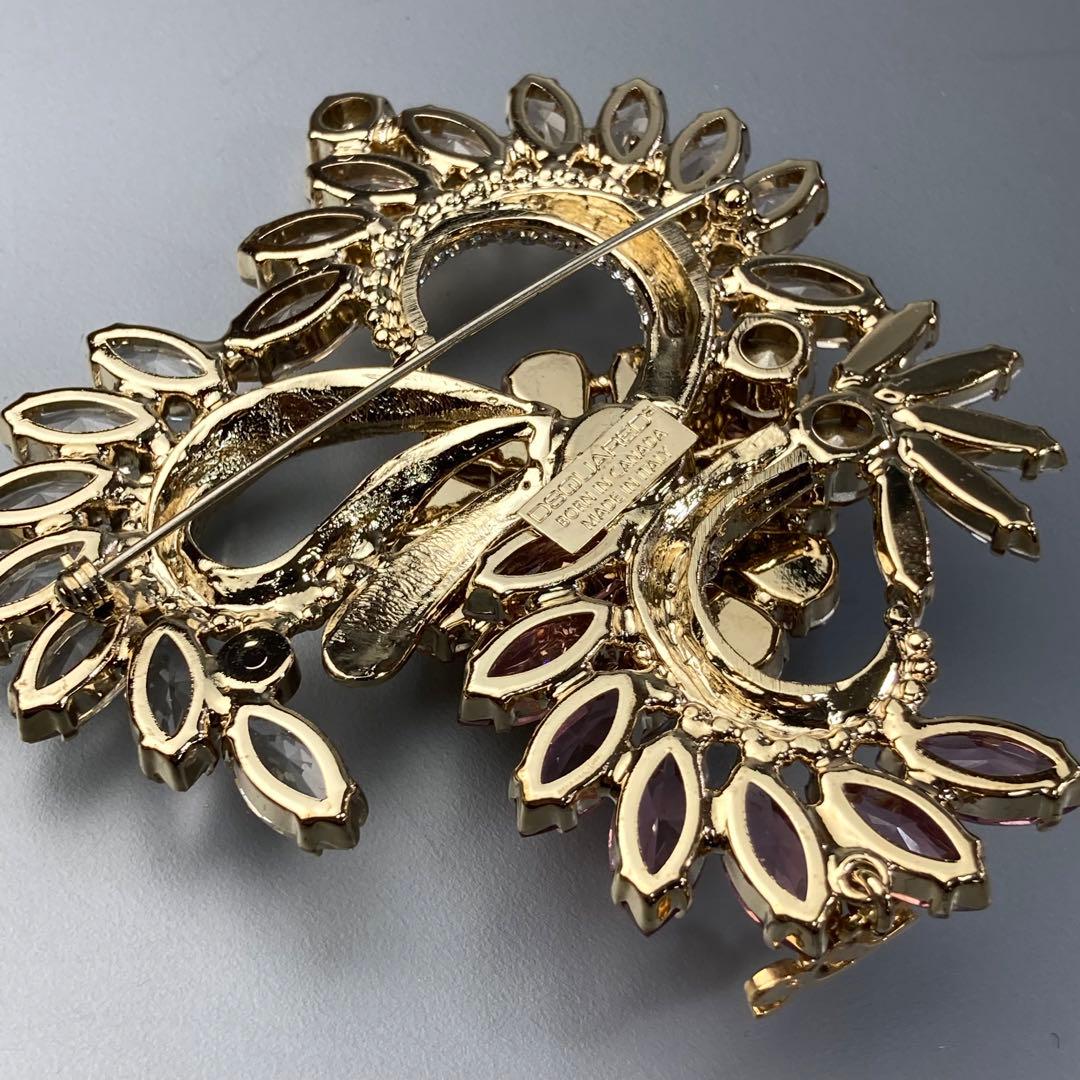 【未使用品】定価１１万超　ディースクエアード　スワロフスキー　華やぐブローチ